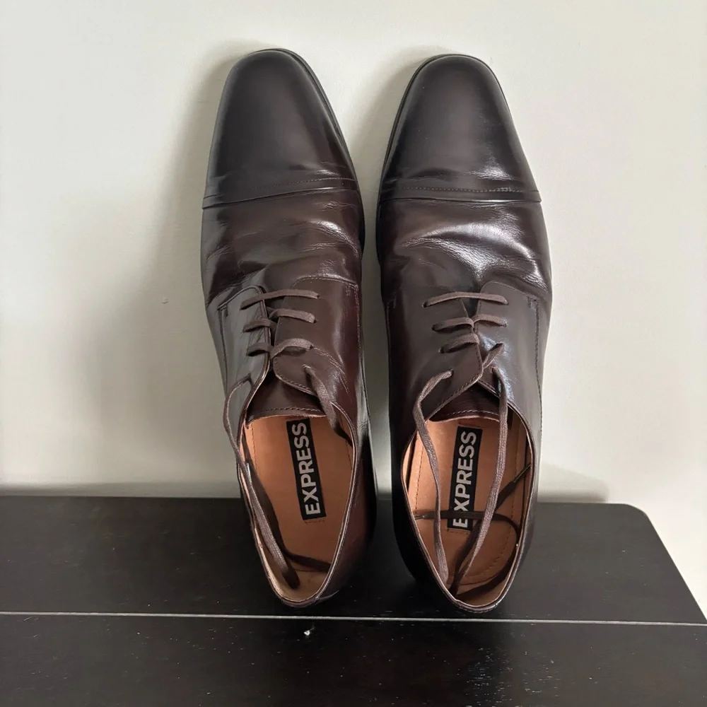 Express Brown Leather Capped Toe Oxford Shoes Classic Design‎ 10.5